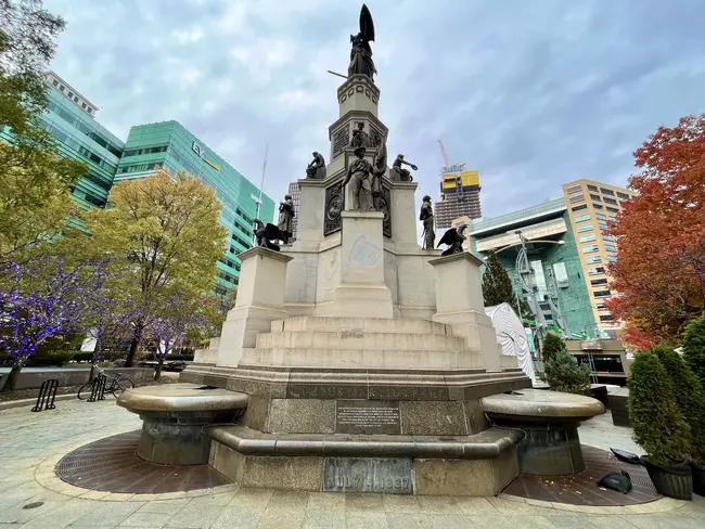 The Soldiers and Sailors Monument in Campus Martius.