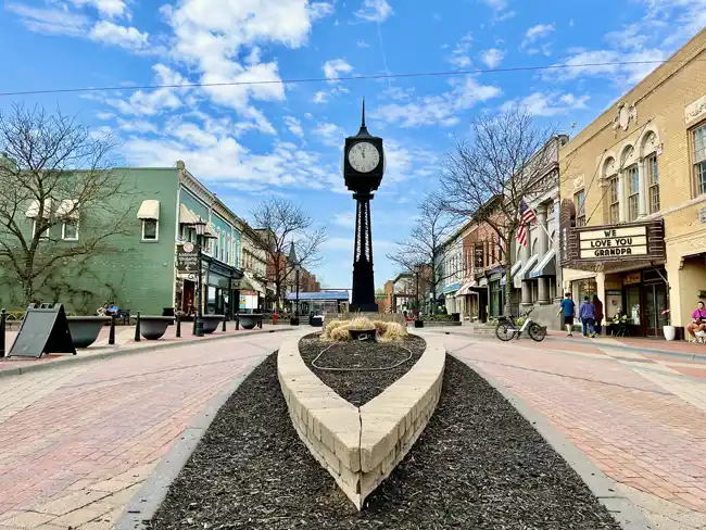 A clock in the center of Northville Town Square in downtown Northville, MI.